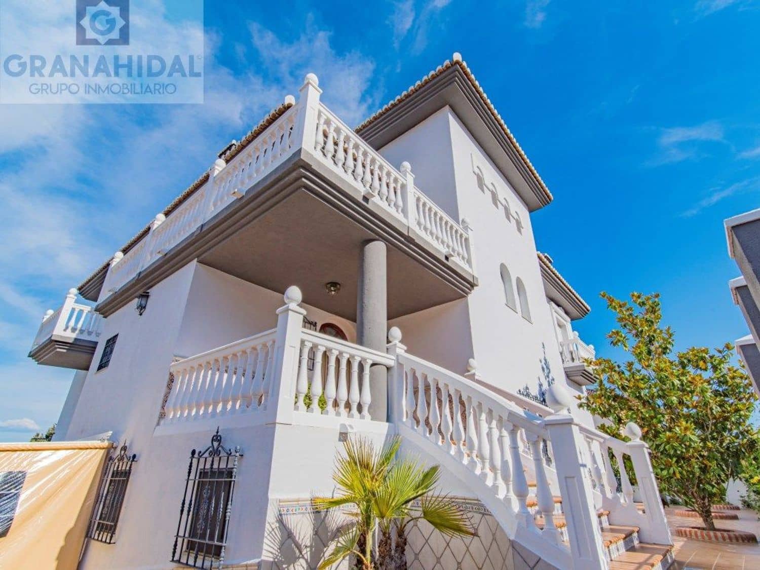 5 soveværelse Villa til salg i Albolote med swimmingpool - € 485.000 (Ref: 9338404)