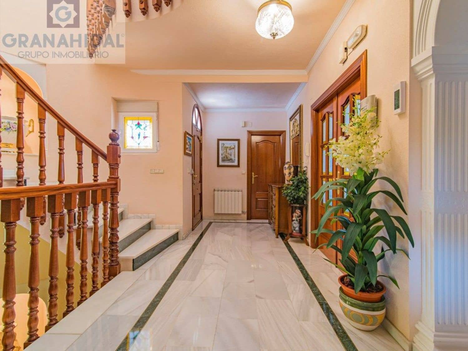 5 soveværelse Villa til salg i Albolote med swimmingpool - € 485.000 (Ref: 9338404)