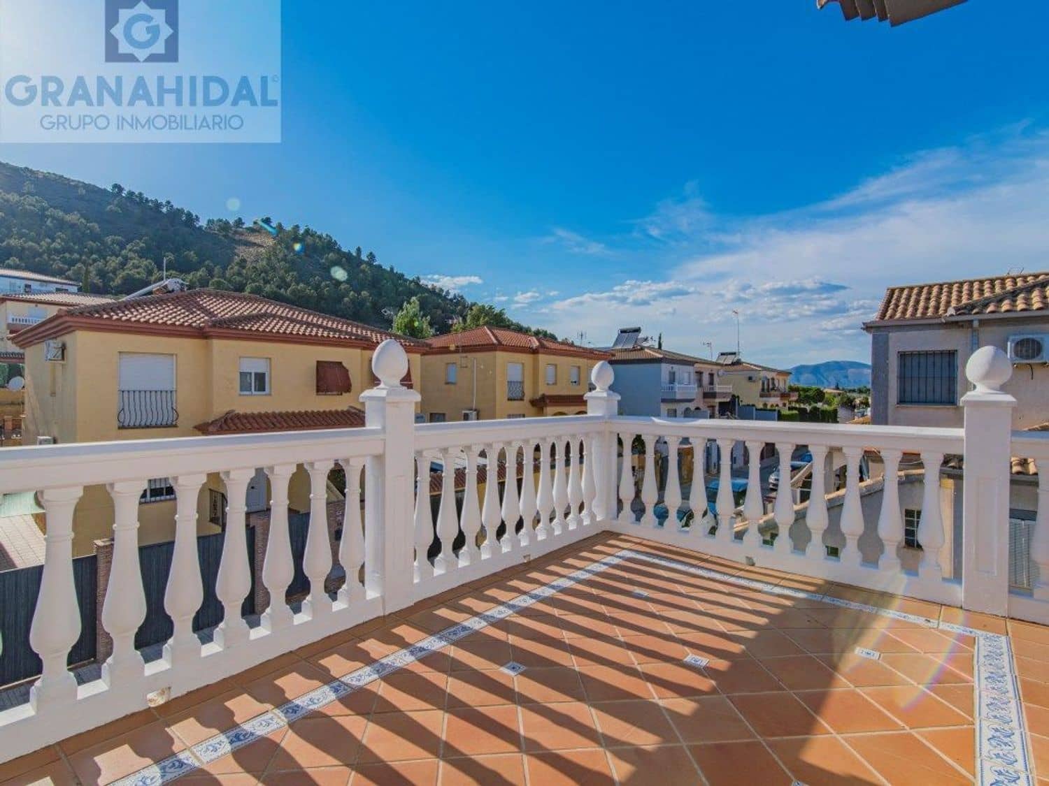 5 soveværelse Villa til salg i Albolote med swimmingpool - € 485.000 (Ref: 9338404)