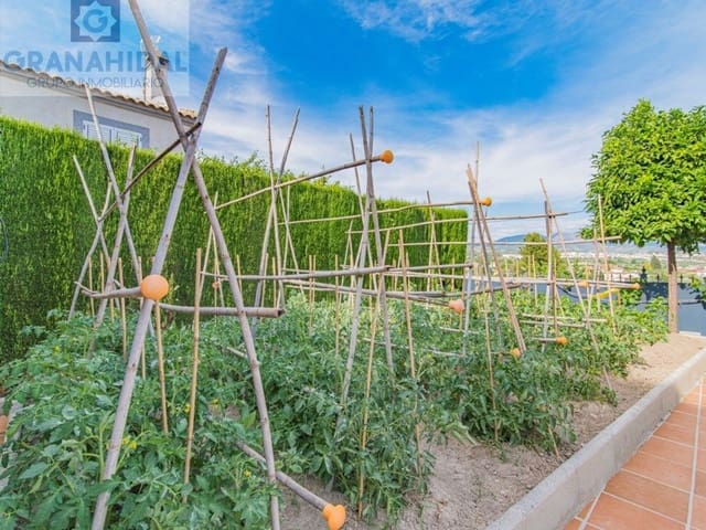 5 soveværelse Villa til salg i Albolote med swimmingpool - € 485.000 (Ref: 9338404)