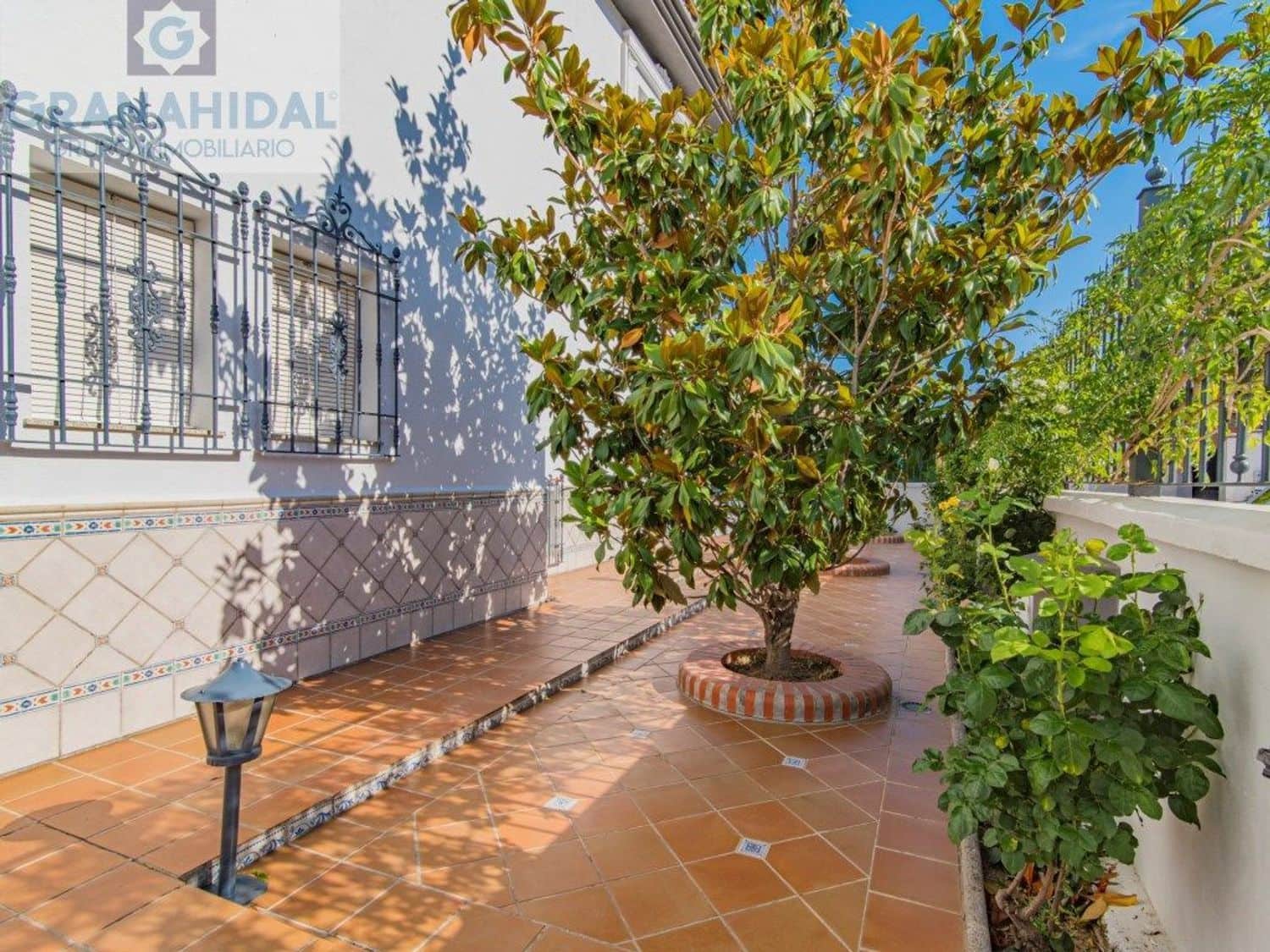 5 soveværelse Villa til salg i Albolote med swimmingpool - € 485.000 (Ref: 9338404)