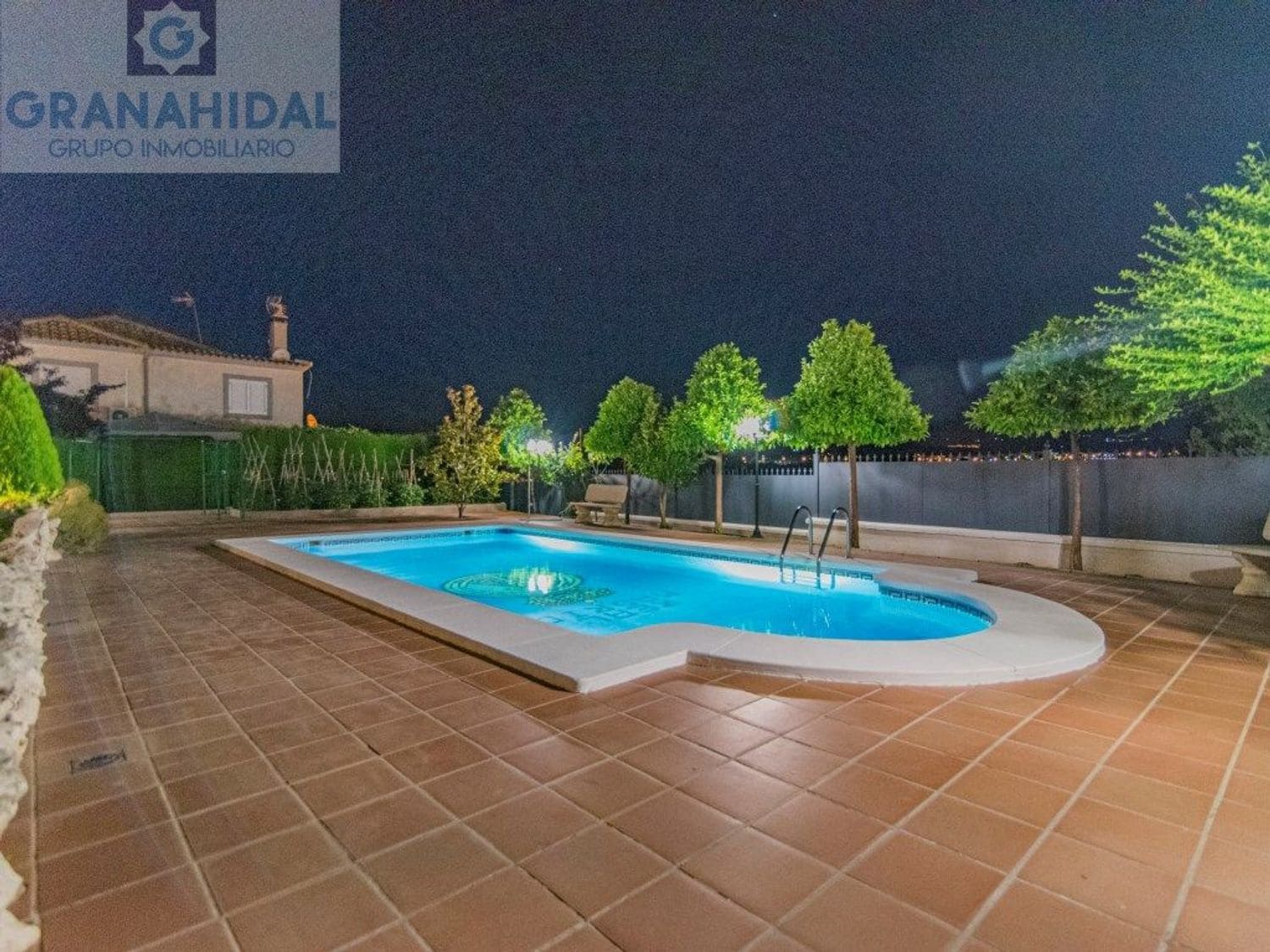 5 soveværelse Villa til salg i Albolote med swimmingpool - € 485.000 (Ref: 9338404)