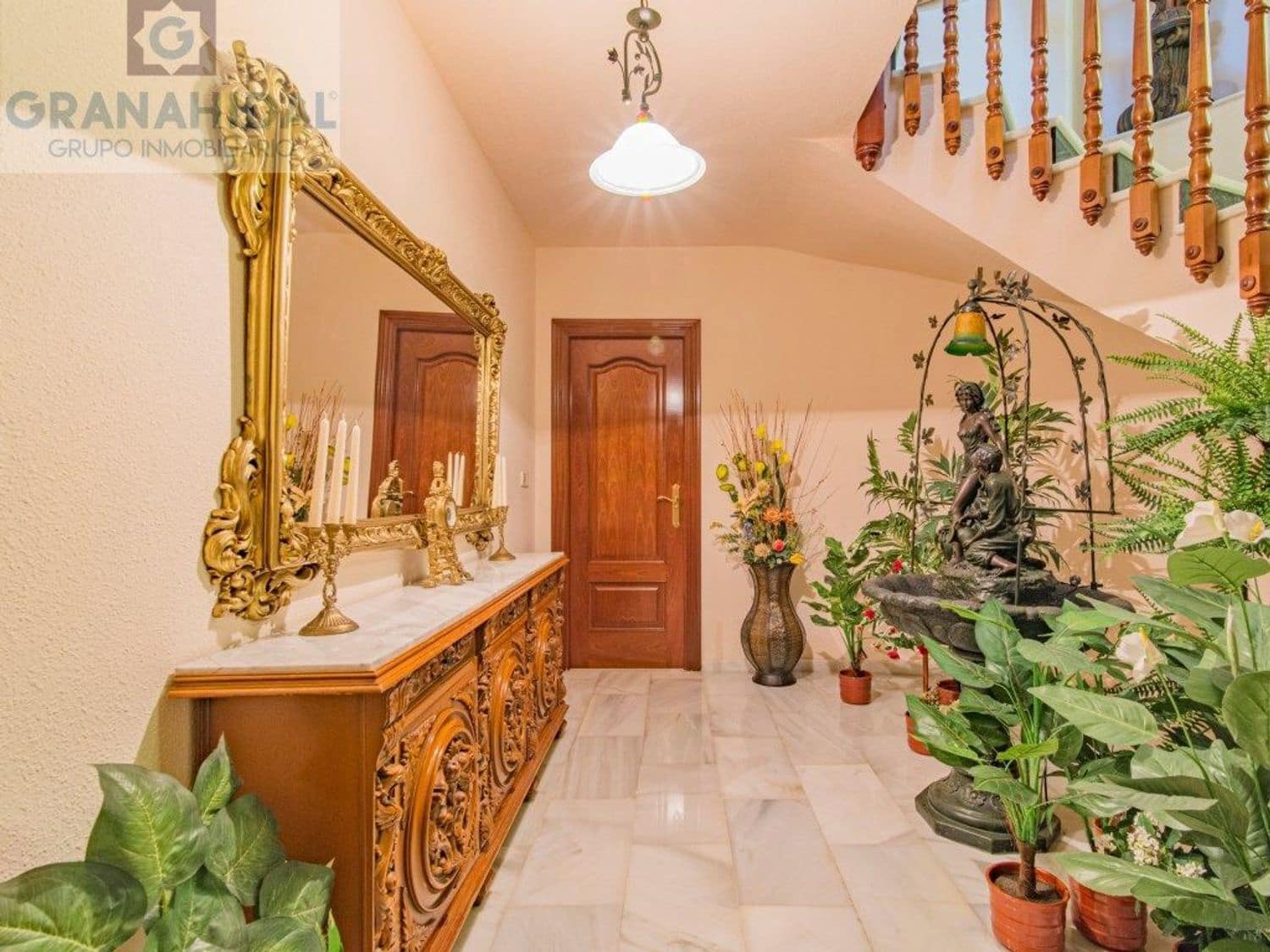 5 soveværelse Villa til salg i Albolote med swimmingpool - € 485.000 (Ref: 9338404)