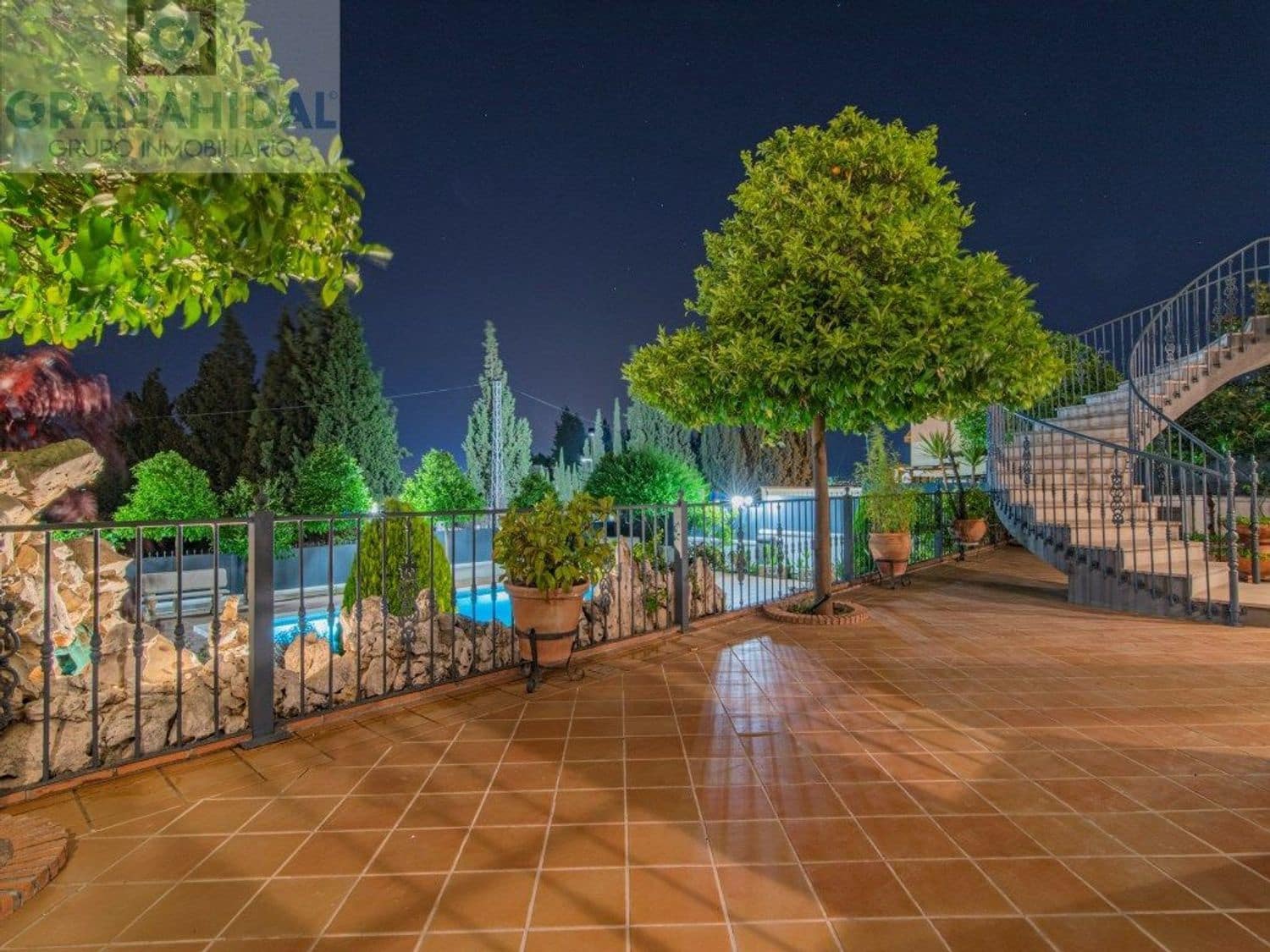 5 soveværelse Villa til salg i Albolote med swimmingpool - € 485.000 (Ref: 9338404)