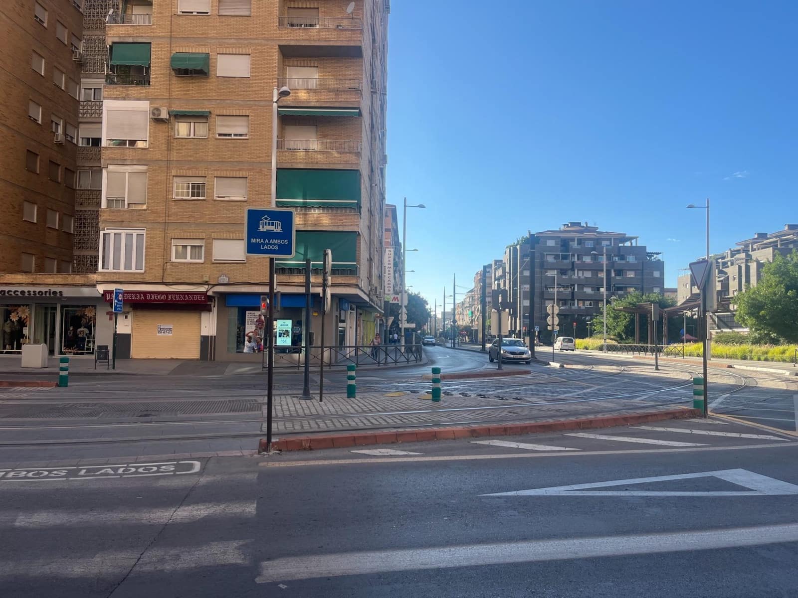 Commercial for rent in Granada city - € 800 (Ref: 9504420)