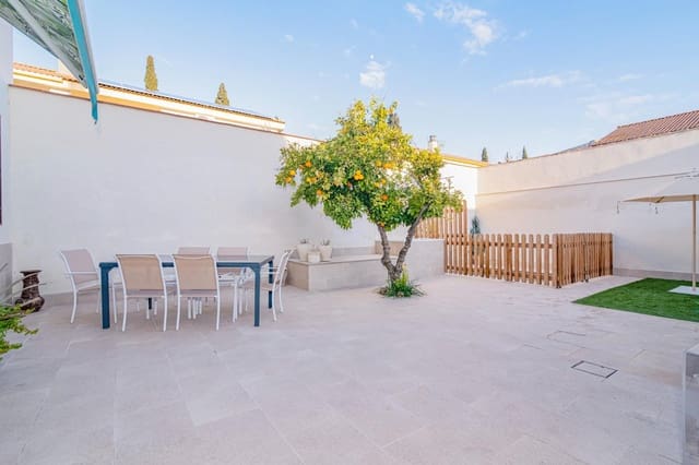 3 sovrum Radhus till salu i Albolote med garage - 360 000 € (Ref: 9551799)