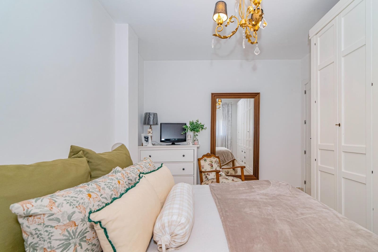 3 sovrum Radhus till salu i Albolote med garage - 360 000 € (Ref: 9551799)