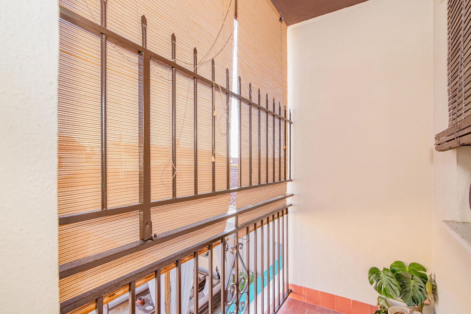 3 sovrum Radhus till salu i Albolote med garage - 360 000 € (Ref: 9551799)