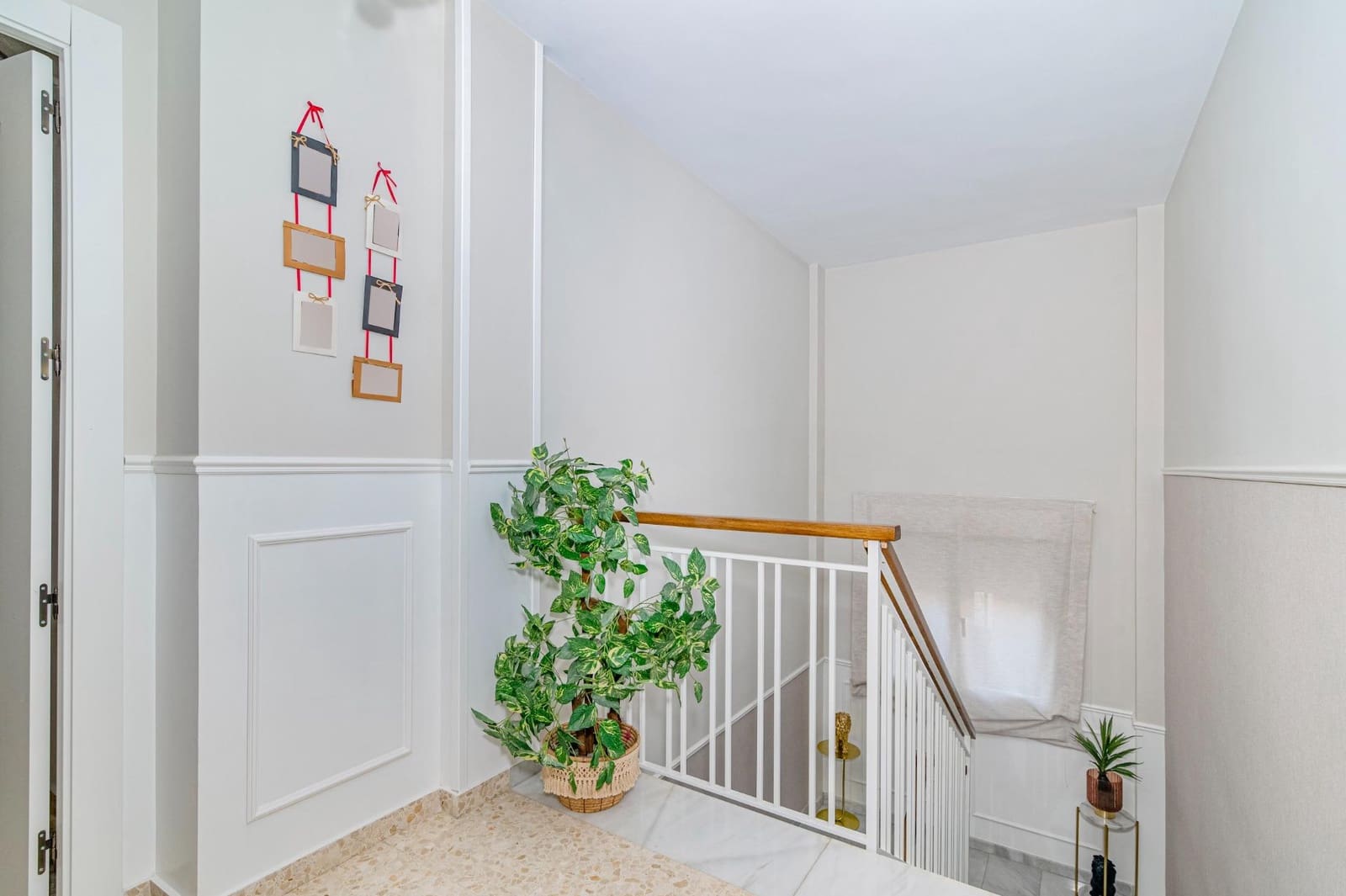 3 sovrum Radhus till salu i Albolote med garage - 360 000 € (Ref: 9551799)