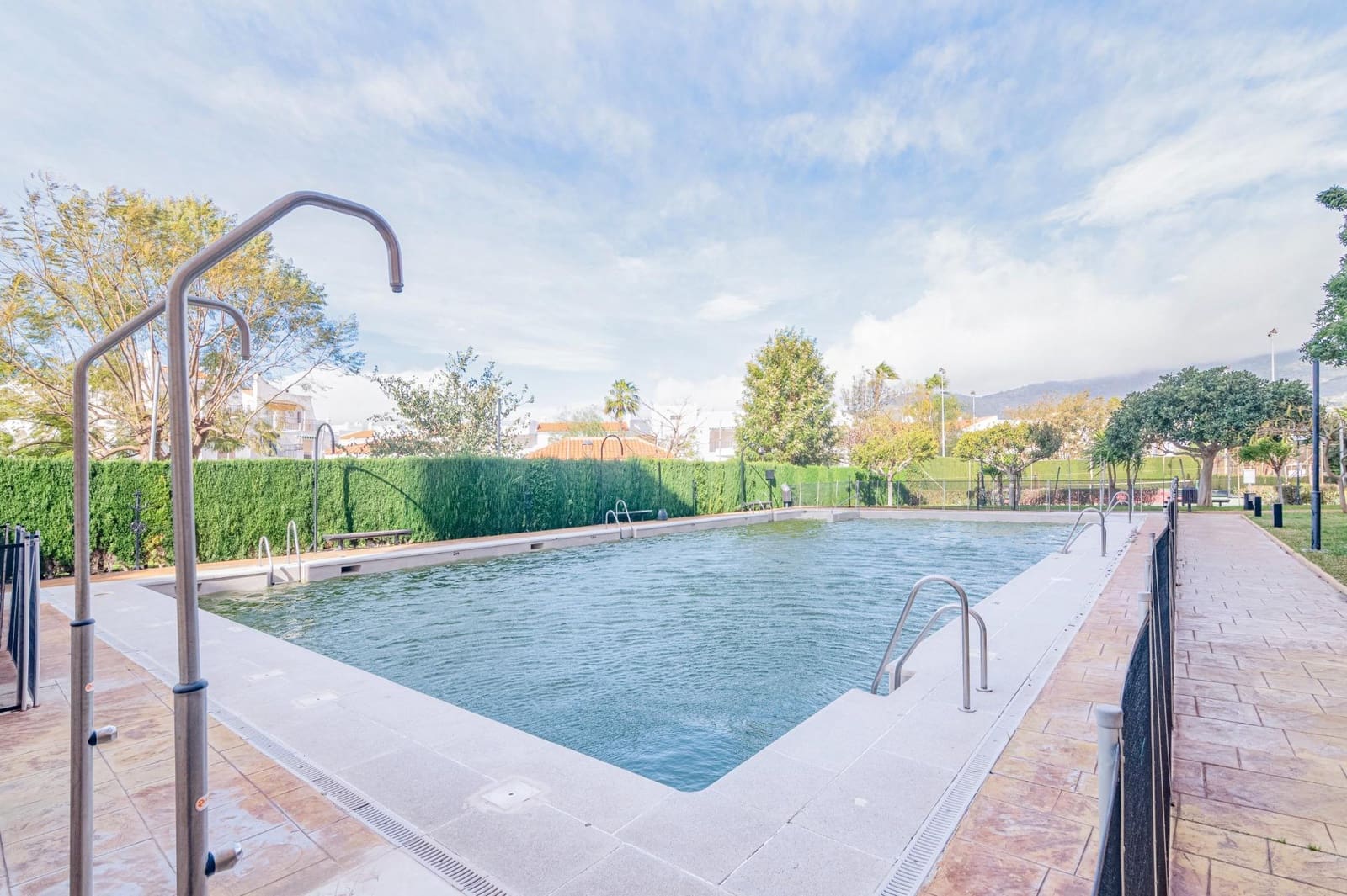 1 sovrum Lägenhet till salu i Calahonda - 139 900 € (Ref: 9605116)