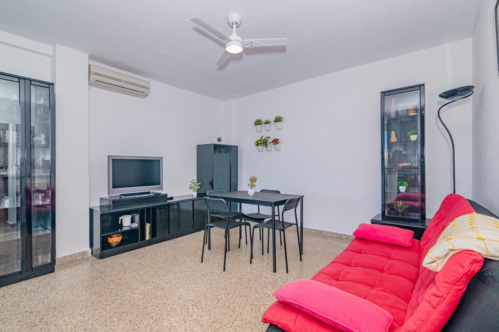 1 sovrum Lägenhet till salu i Calahonda - 139 900 € (Ref: 9605116)