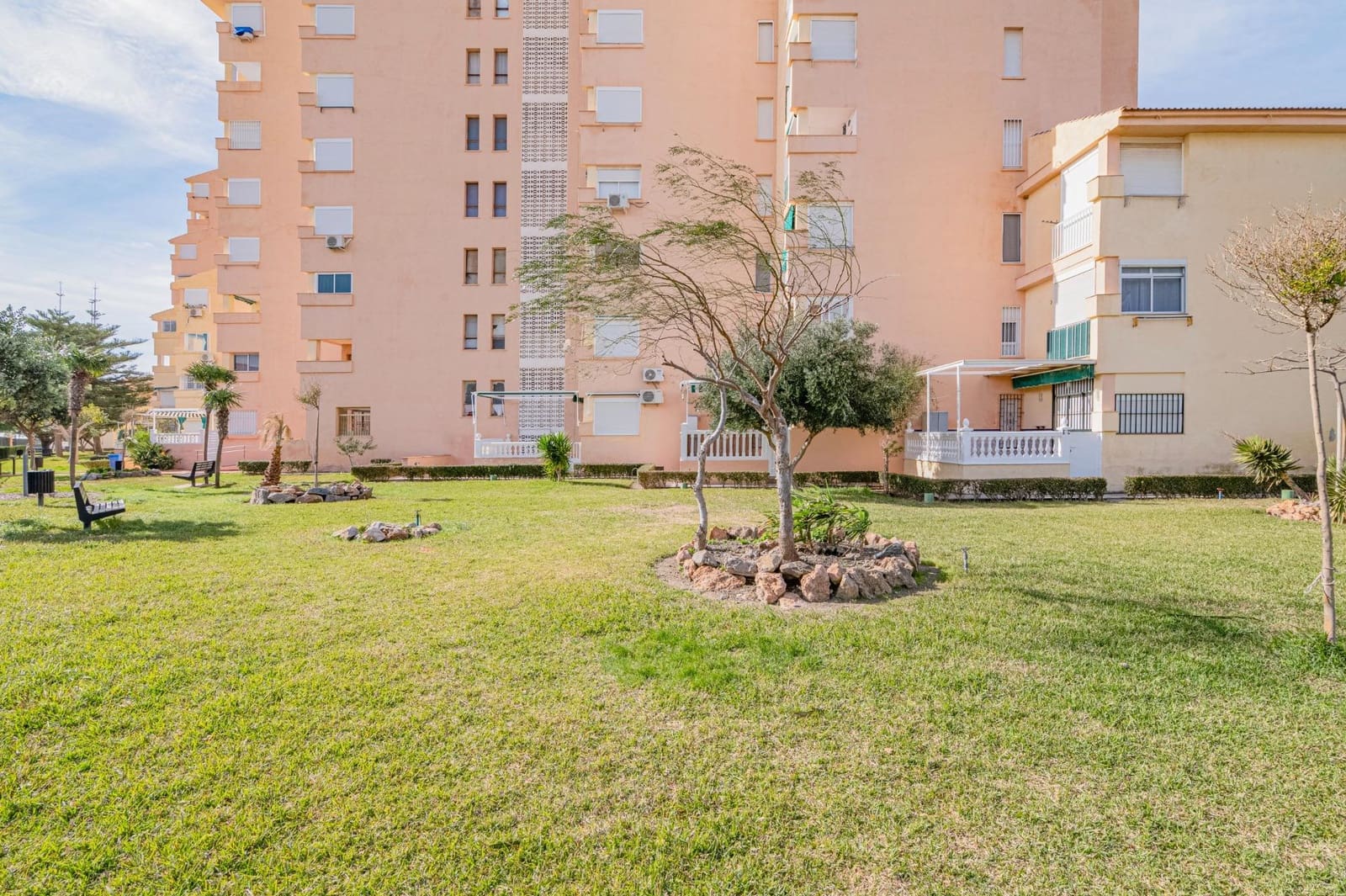 1 sovrum Lägenhet till salu i Calahonda - 139 900 € (Ref: 9605116)