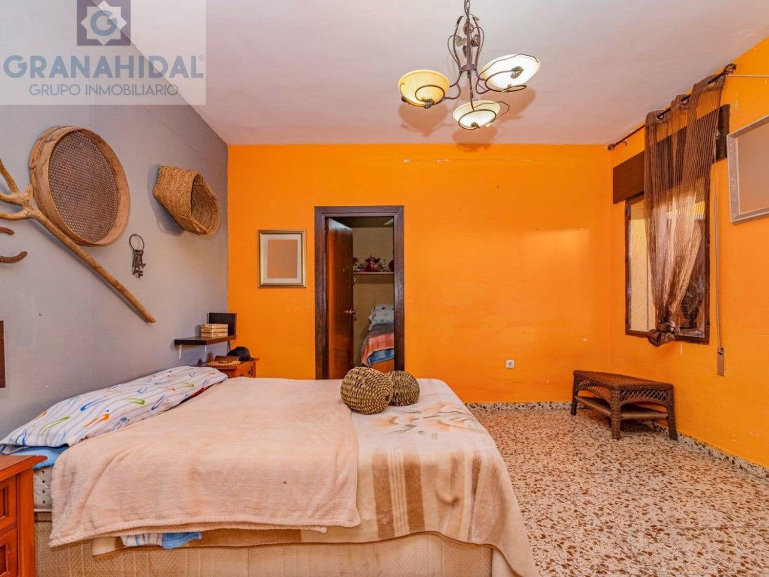 6 bedroom Townhouse for sale in Albolote - € 175,000 (Ref: 9615983)