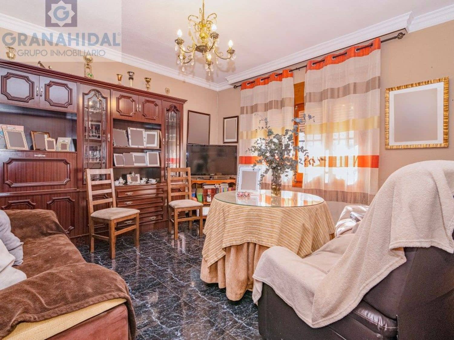 6 bedroom Townhouse for sale in Albolote - € 175,000 (Ref: 9615983)