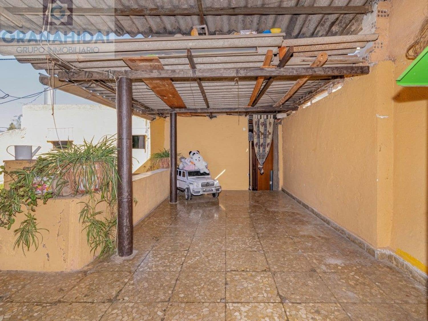 6 bedroom Townhouse for sale in Albolote - € 175,000 (Ref: 9615983)