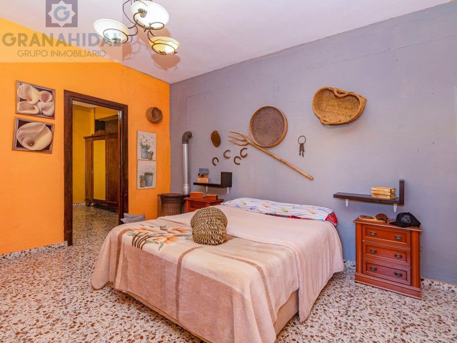 6 bedroom Townhouse for sale in Albolote - € 175,000 (Ref: 9615983)