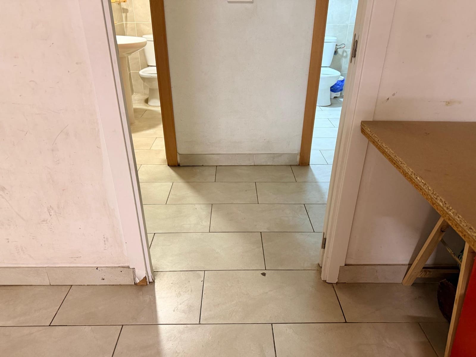 Commercial for sale in Albolote - € 173,000 (Ref: 9625817)