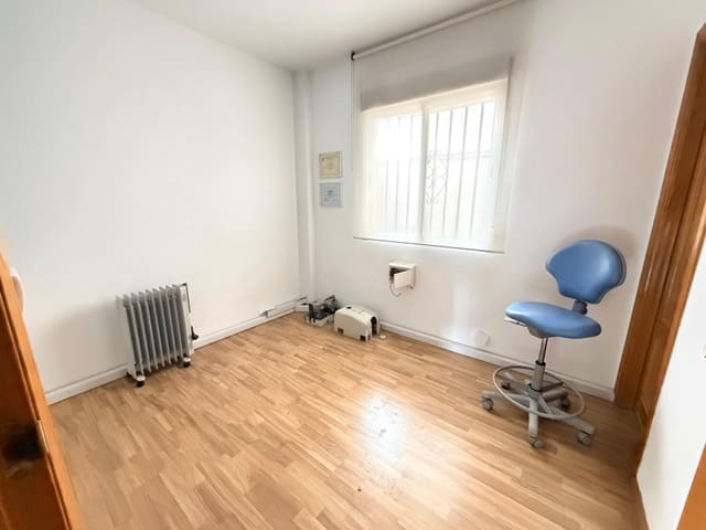 3 makuuhuone Asunto myytävänä paikassa Atarfe mukana 
autotalli - 149 900 € (Ref: 9652130)