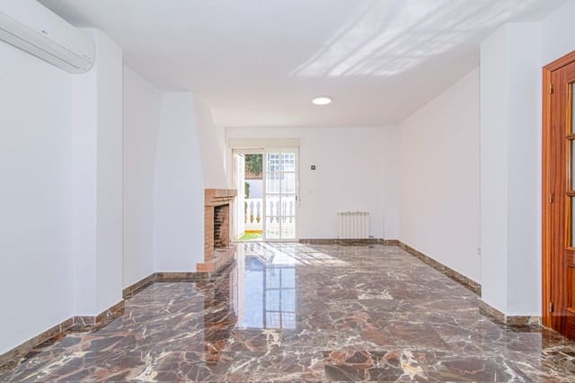 3 makuuhuone Huvila myytävänä paikassa Albolote mukana 
autotalli - 289 000 € (Ref: 9686569)