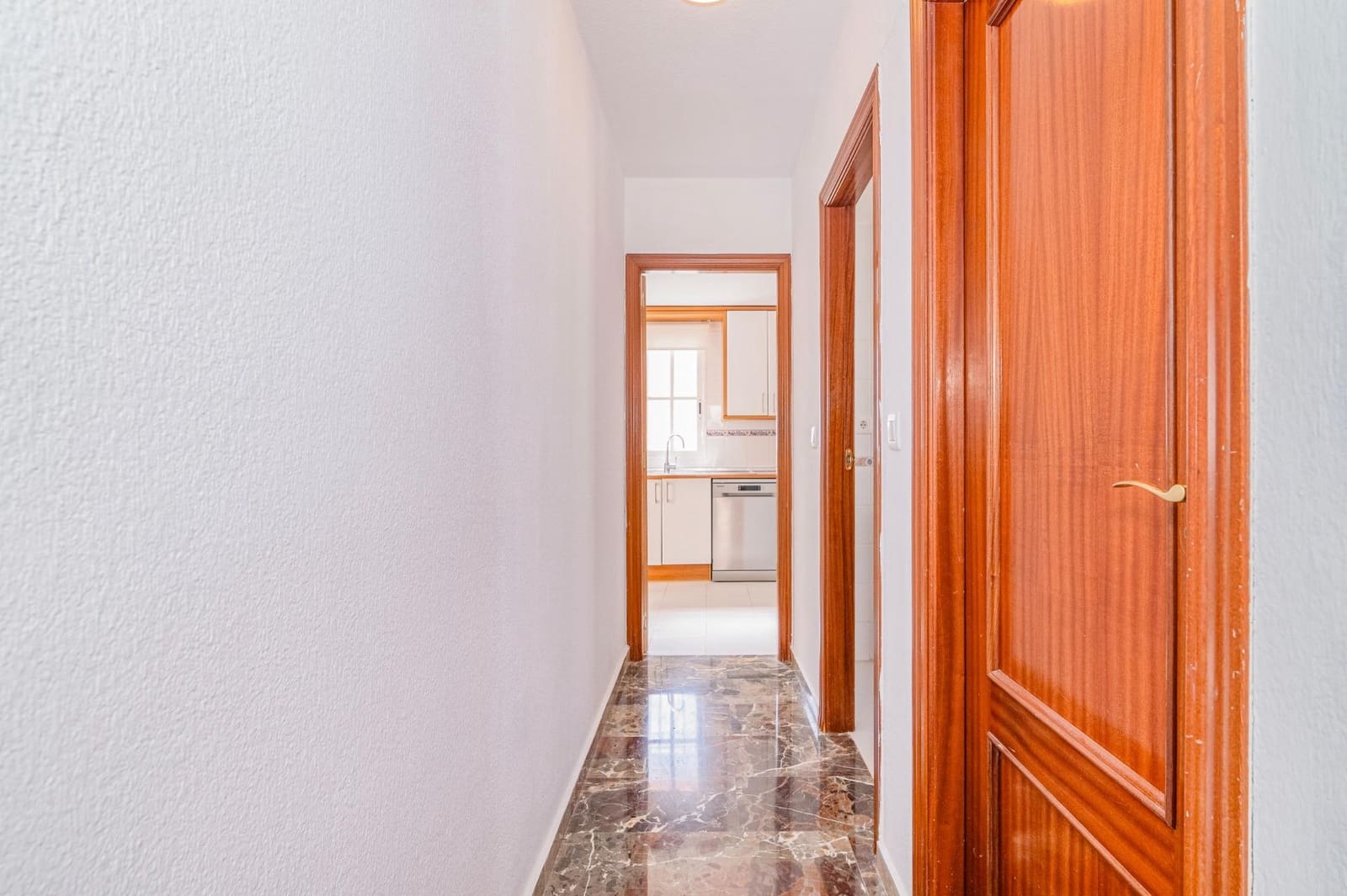 3 makuuhuone Huvila myytävänä paikassa Albolote mukana 
autotalli - 289 000 € (Ref: 9686569)