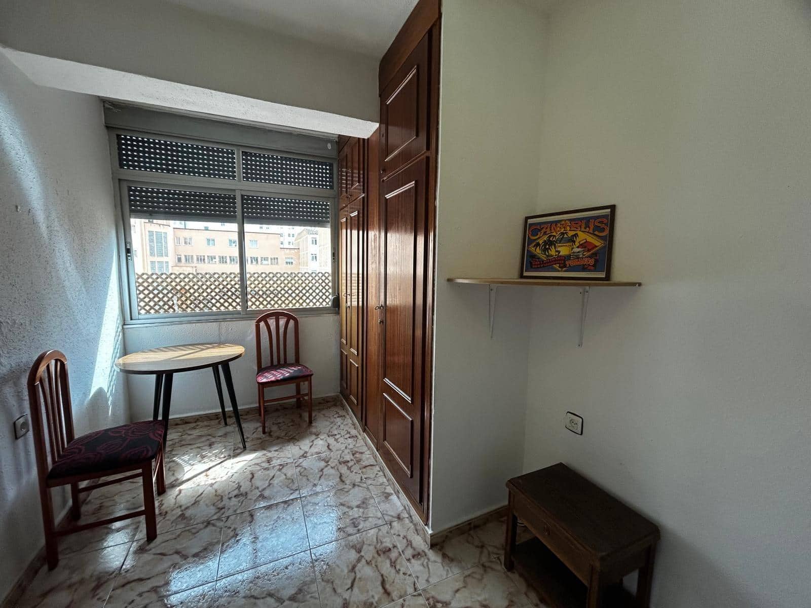 3 bedroom Flat for sale in Granada city - € 225,000 (Ref: 9861972)