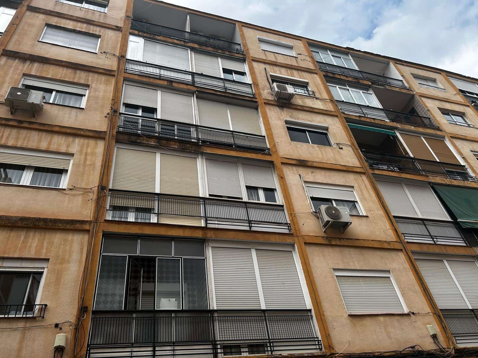 3 bedroom Flat for sale in Granada city - € 225,000 (Ref: 9861972)