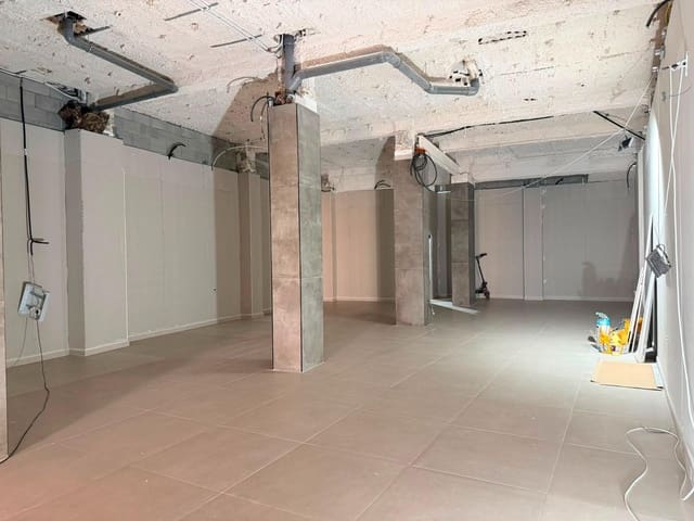 Komercyjne do wynajęcia w Albolote - 999 € (Ref: 9876563)