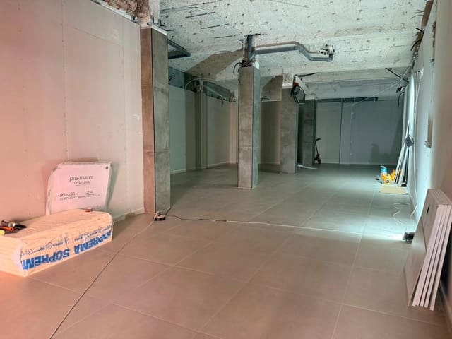 Komercyjne do wynajęcia w Albolote - 999 € (Ref: 9876563)