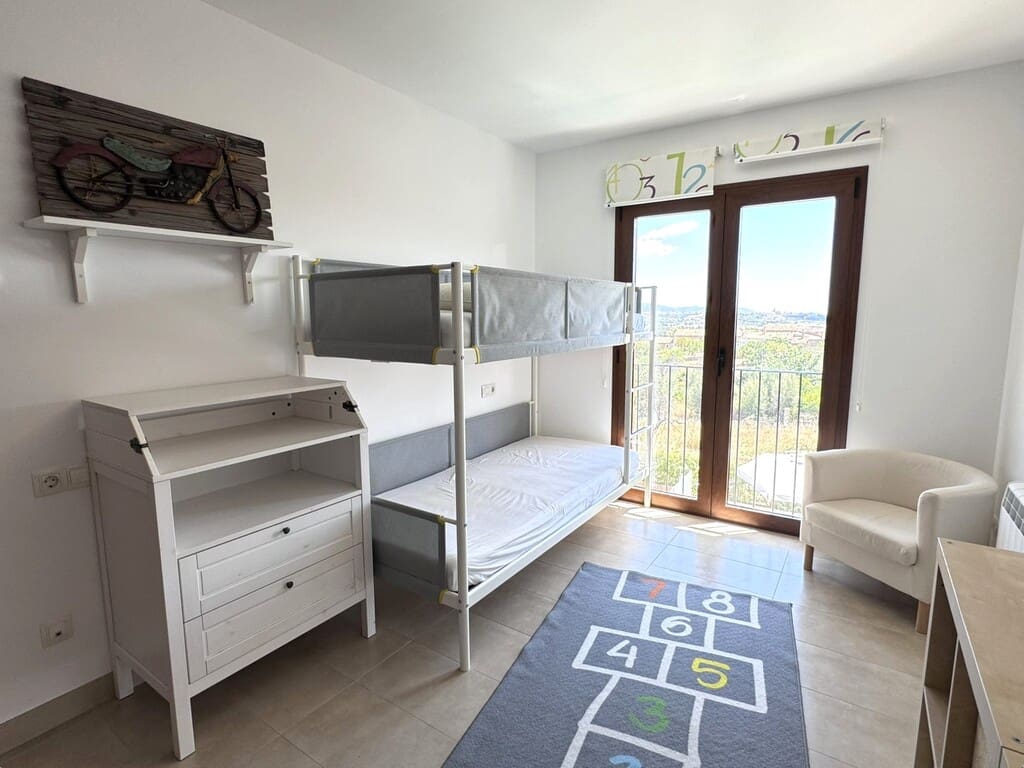 Casa de 3 habitaciones en Moscari en alquiler con piscina garaje - 2.700 € (Ref: 10094292)