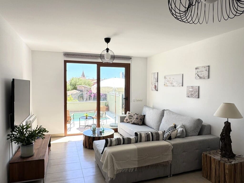 Casa de 3 habitaciones en Moscari en alquiler con piscina garaje - 2.700 € (Ref: 10094292)