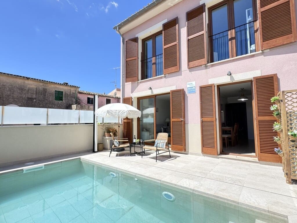 Casa de 3 habitaciones en Moscari en alquiler con piscina garaje - 2.700 € (Ref: 10094292)