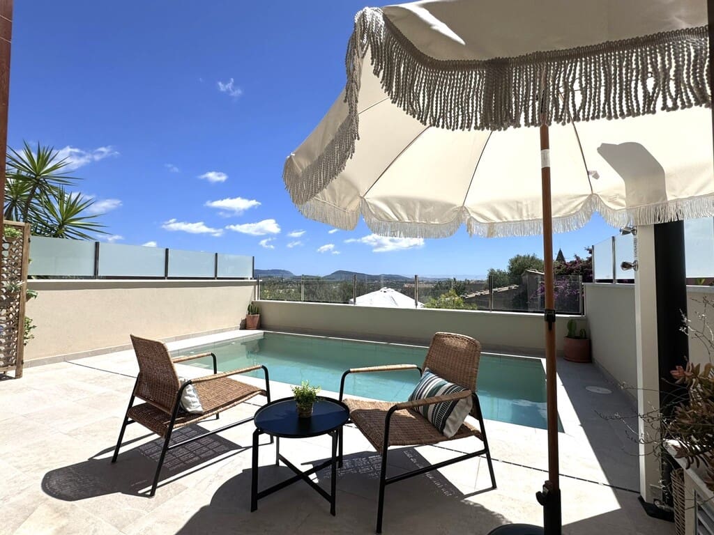 Casa de 3 habitaciones en Moscari en alquiler con piscina garaje - 2.700 € (Ref: 10094292)