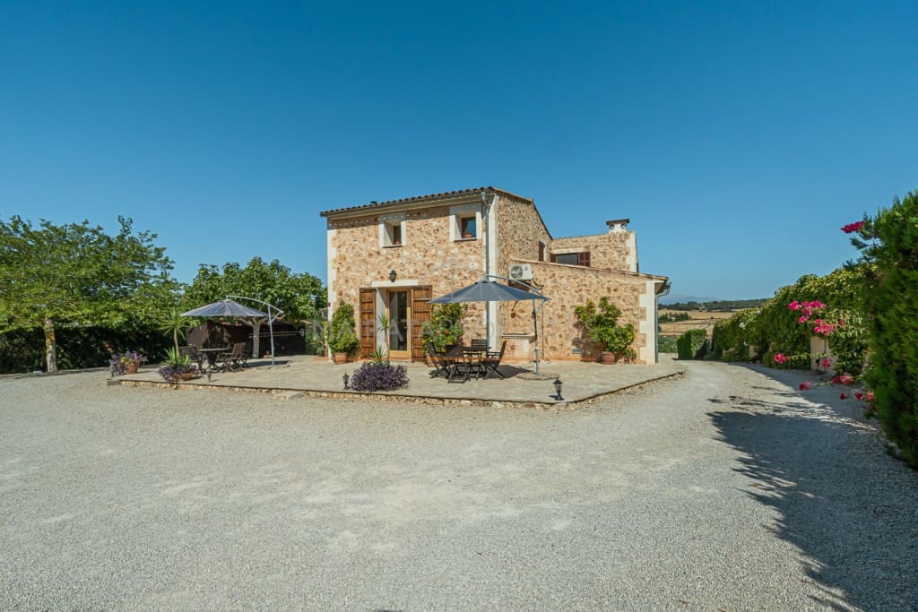4 slaapkamer Finca/Landhuis te koop in Sineu met zwembad - € 1.490.000 (Ref: 7101175)
