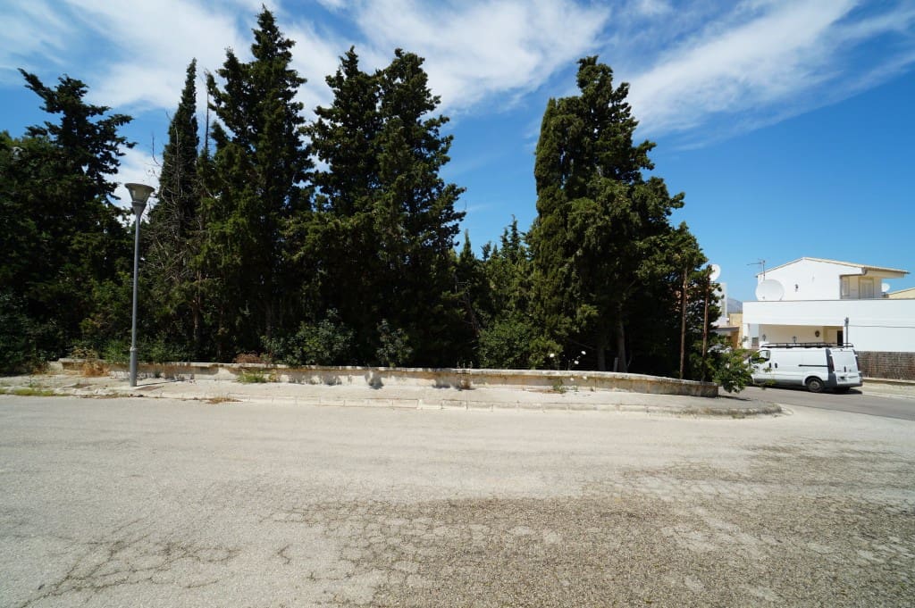 Undeveloped Land for sale in Mal Pas-Bon Aire - € 215,000 (Ref: 7101220)