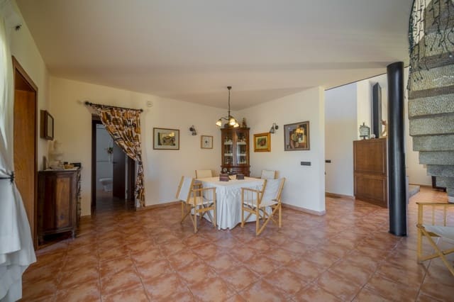 7 bedroom Villa for sale in Búger with pool garage - € 2,200,000 (Ref: 7101264)