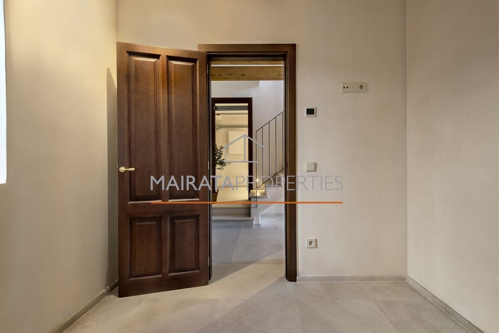 4 slaapkamer Villa te koop in Campanet met zwembad garage - € 1.750.000 (Ref: 7717141)