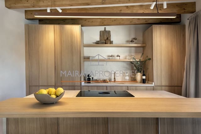 4 slaapkamer Villa te koop in Campanet met zwembad garage - € 1.750.000 (Ref: 7717141)