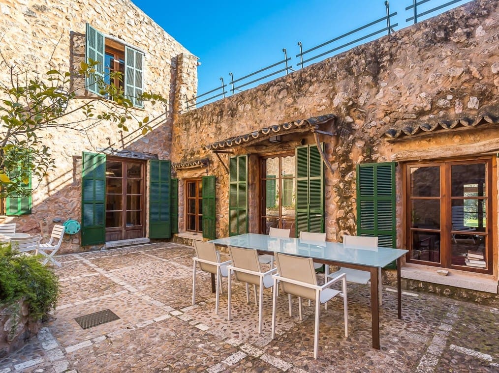 6 bedroom Finca/Country House for sale in Esporles with pool garage - € 5,350,000 (Ref: 7819203)