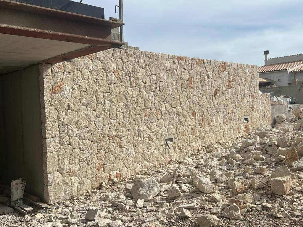 4 soveværelse Semi-Rækkehus til salg i Alcudia med swimmingpool - € 2.500.000 (Ref: 8035452)