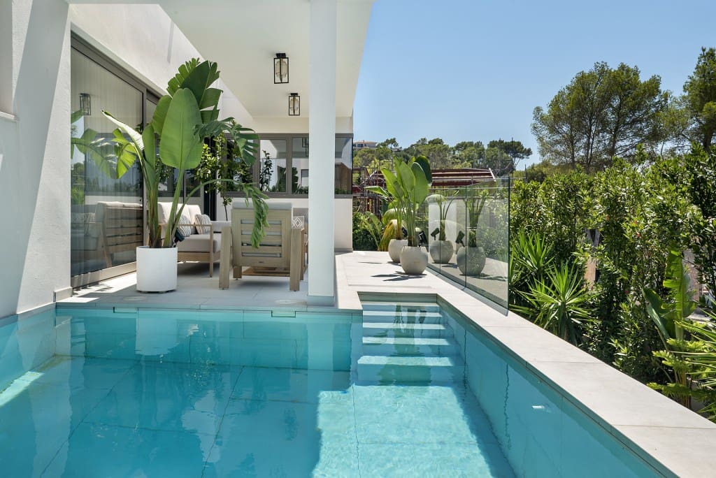 4 bedroom Villa for sale in Mal Pas-Bon Aire with pool - € 1,650,000 (Ref: 8052990)