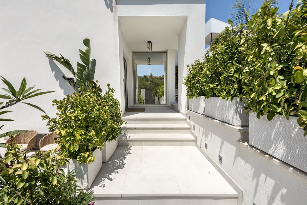 4 bedroom Villa for sale in Mal Pas-Bon Aire with pool - € 1,650,000 (Ref: 8052990)