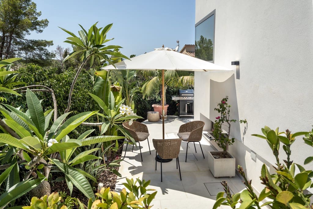 4 bedroom Villa for sale in Mal Pas-Bon Aire with pool - € 1,650,000 (Ref: 8052990)