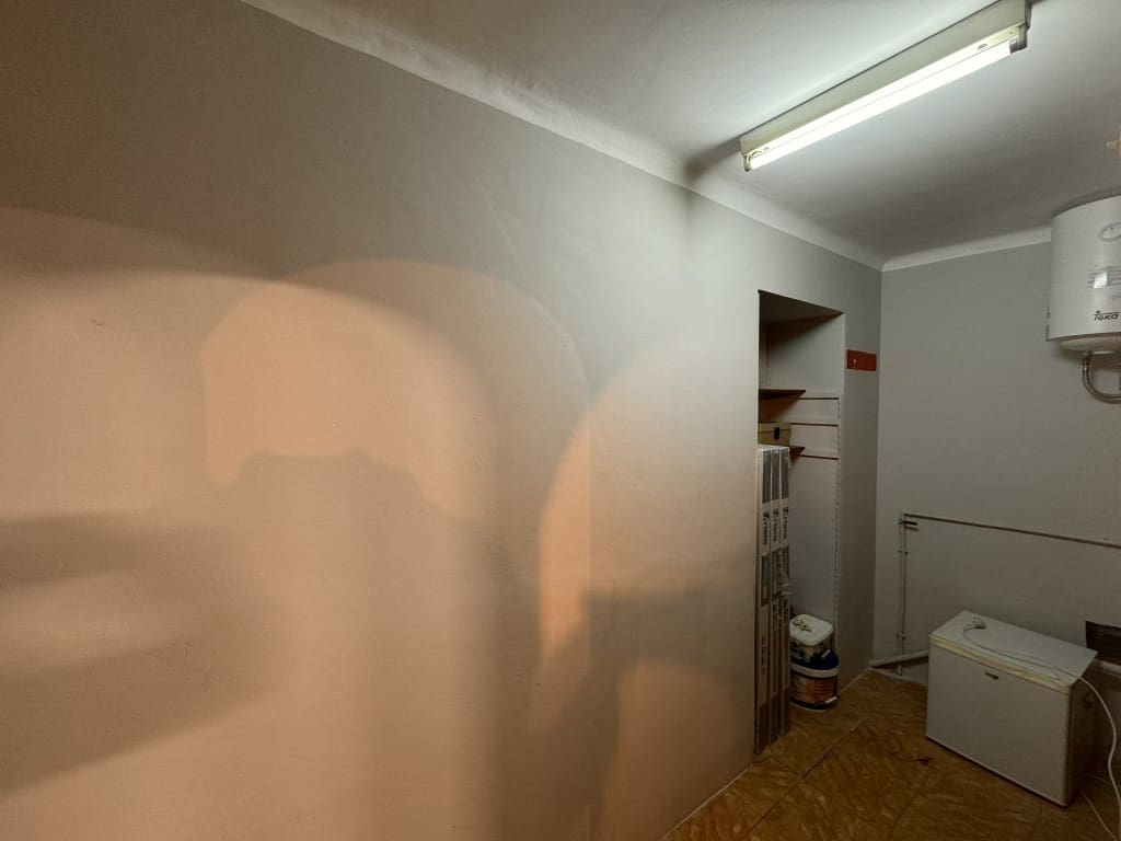 Erhverv til salg i Palma de Mallorca - € 165.000 (Ref: 8317884)