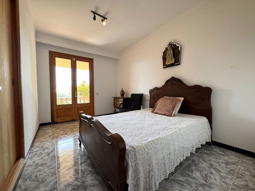 3 soveværelse Finca/Landehus til salg i Lloseta - € 750.000 (Ref: 8370672)