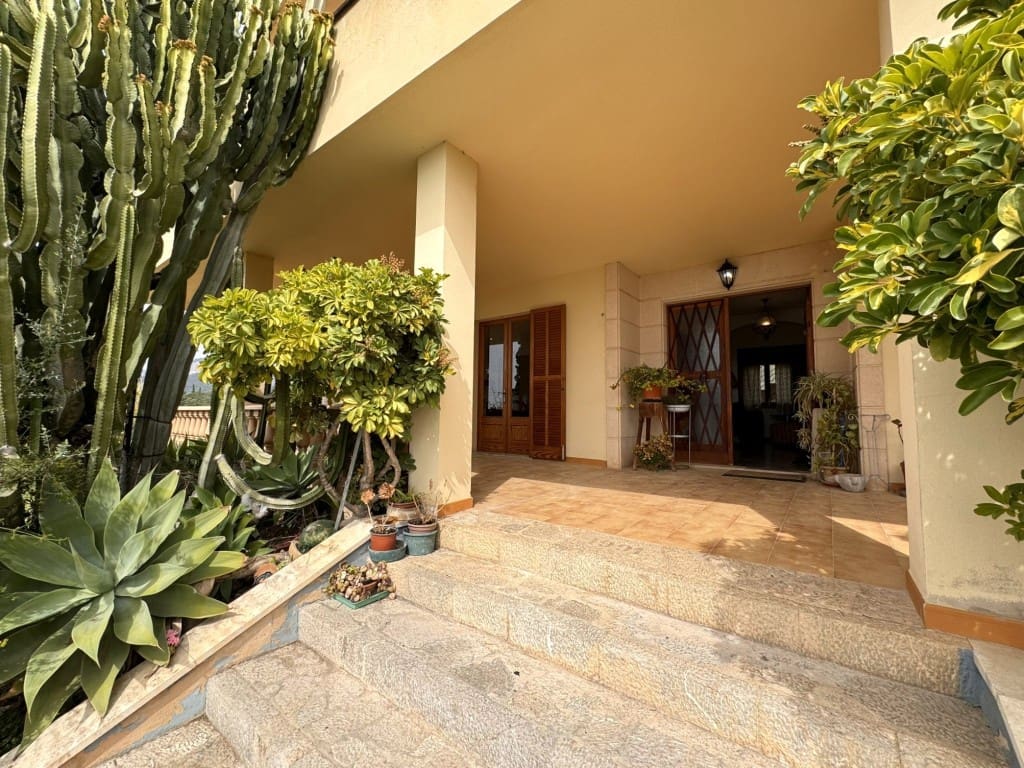 3 soveværelse Finca/Landehus til salg i Lloseta - € 750.000 (Ref: 8370672)