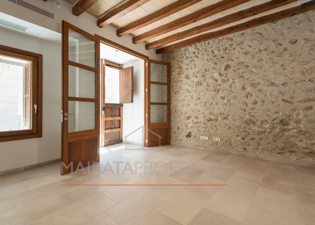 4 soveværelse Villa til salg i Campanet med swimmingpool - € 1.150.000 (Ref: 8419379)