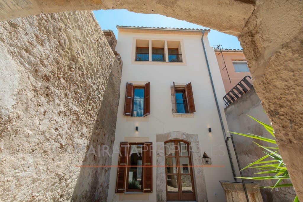 4 soveværelse Villa til salg i Campanet med swimmingpool - € 1.150.000 (Ref: 8419379)