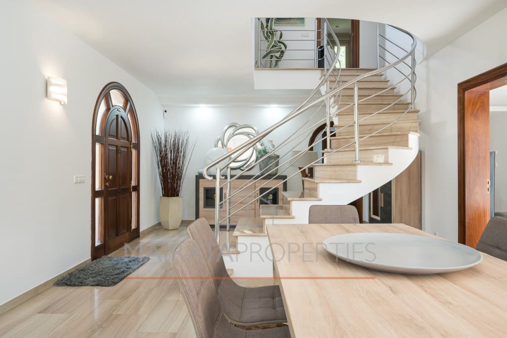 4 soveværelse Villa til salg i Ca'n Picafort med swimmingpool - € 1.600.000 (Ref: 8648071)