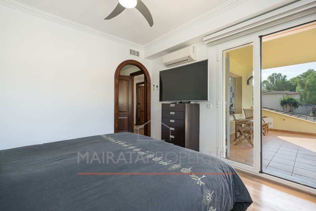 4 soveværelse Villa til salg i Ca'n Picafort med swimmingpool - € 1.600.000 (Ref: 8648071)