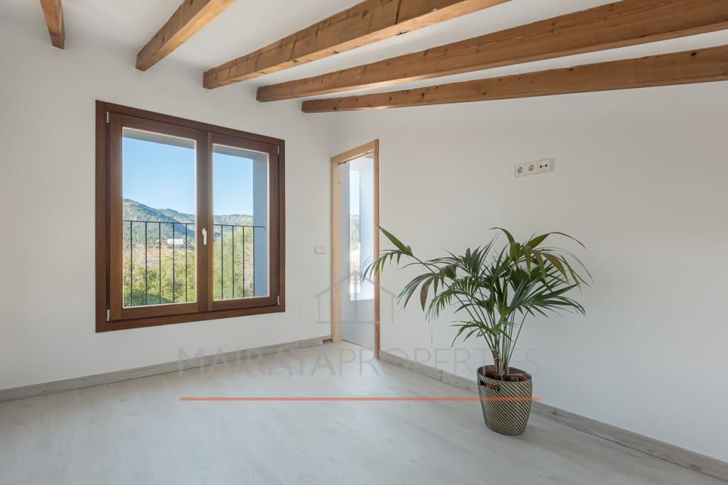 4 sypialnia Finka/Dom wiejski na sprzedaż w Campanet z basenem - 1 090 000 € (Ref: 8755143)